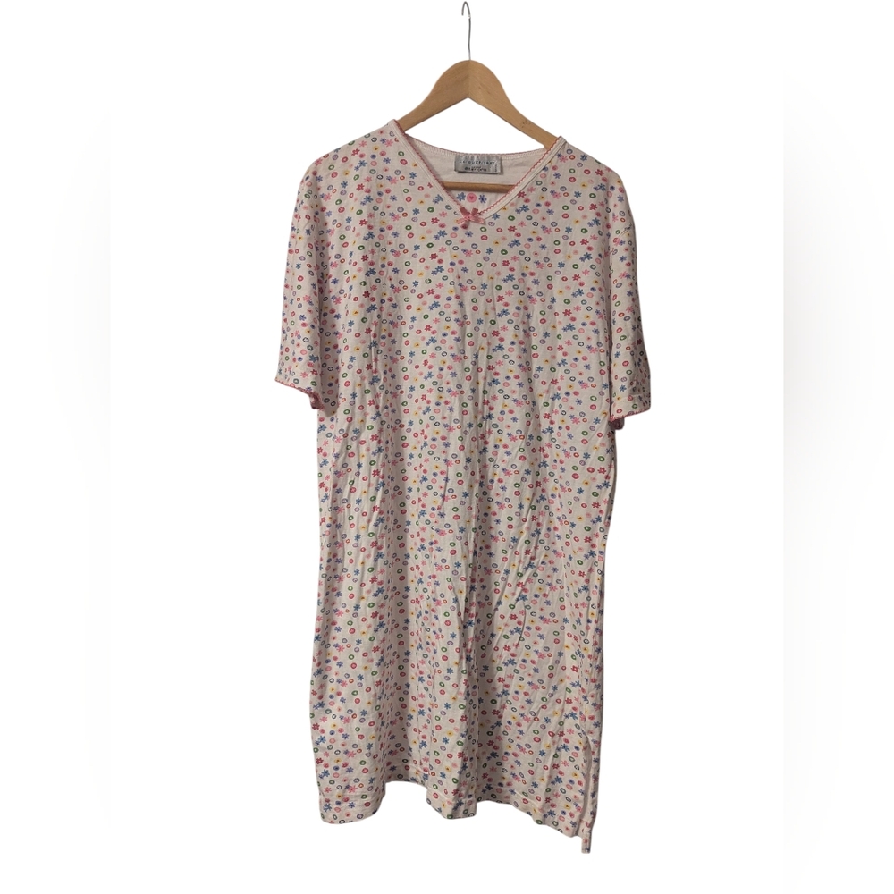 Woman's La Maison Simons Multicolor Short Sleeve Nighty Floral- Size X-Large